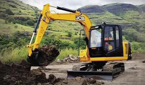 JCB JS81 Excavator Specification and Features
